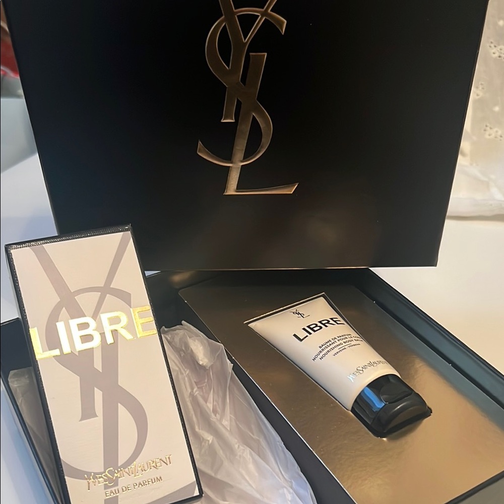 Yves Saint Laurent Libre Gift Set - Black and Gold